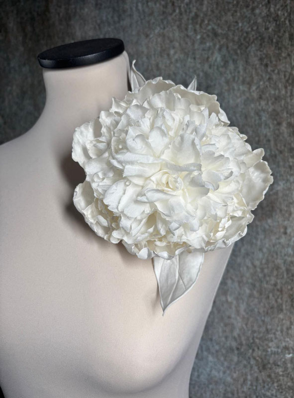 fiori di peonie in seta per il tuo abito